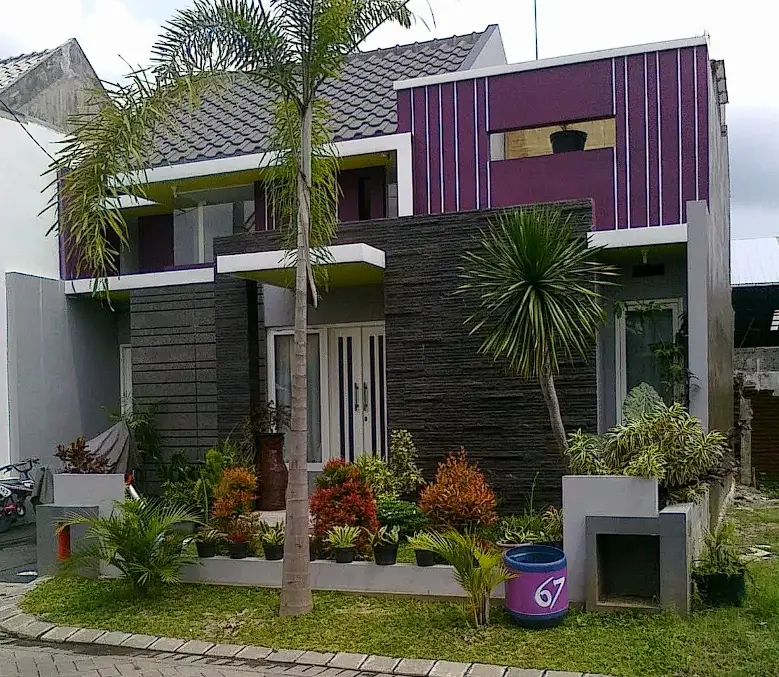 Desain rumah dana 100 juta warna ungu