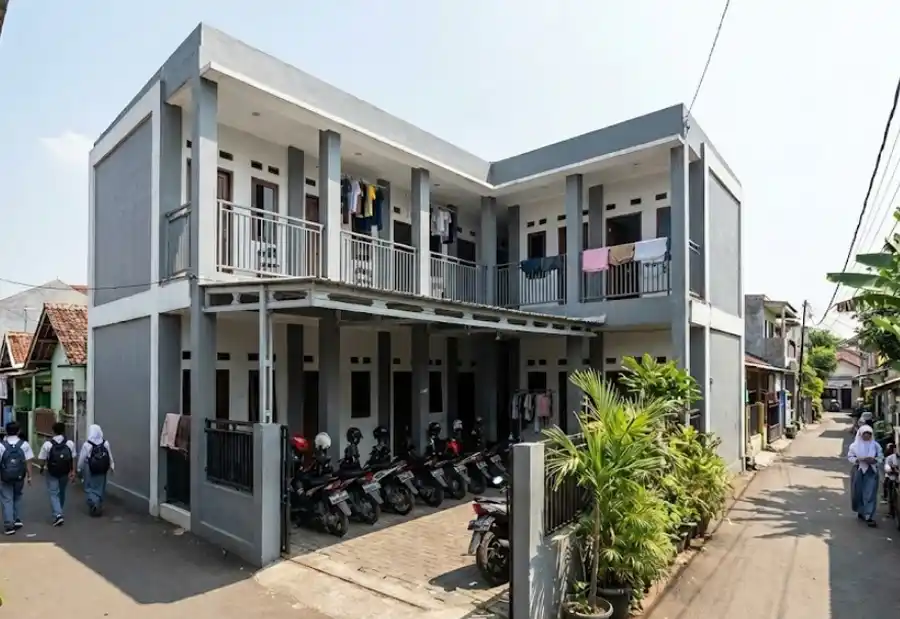 rumah kontrakan 2 lantai 10 kamar